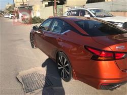 نيسان ألتيما